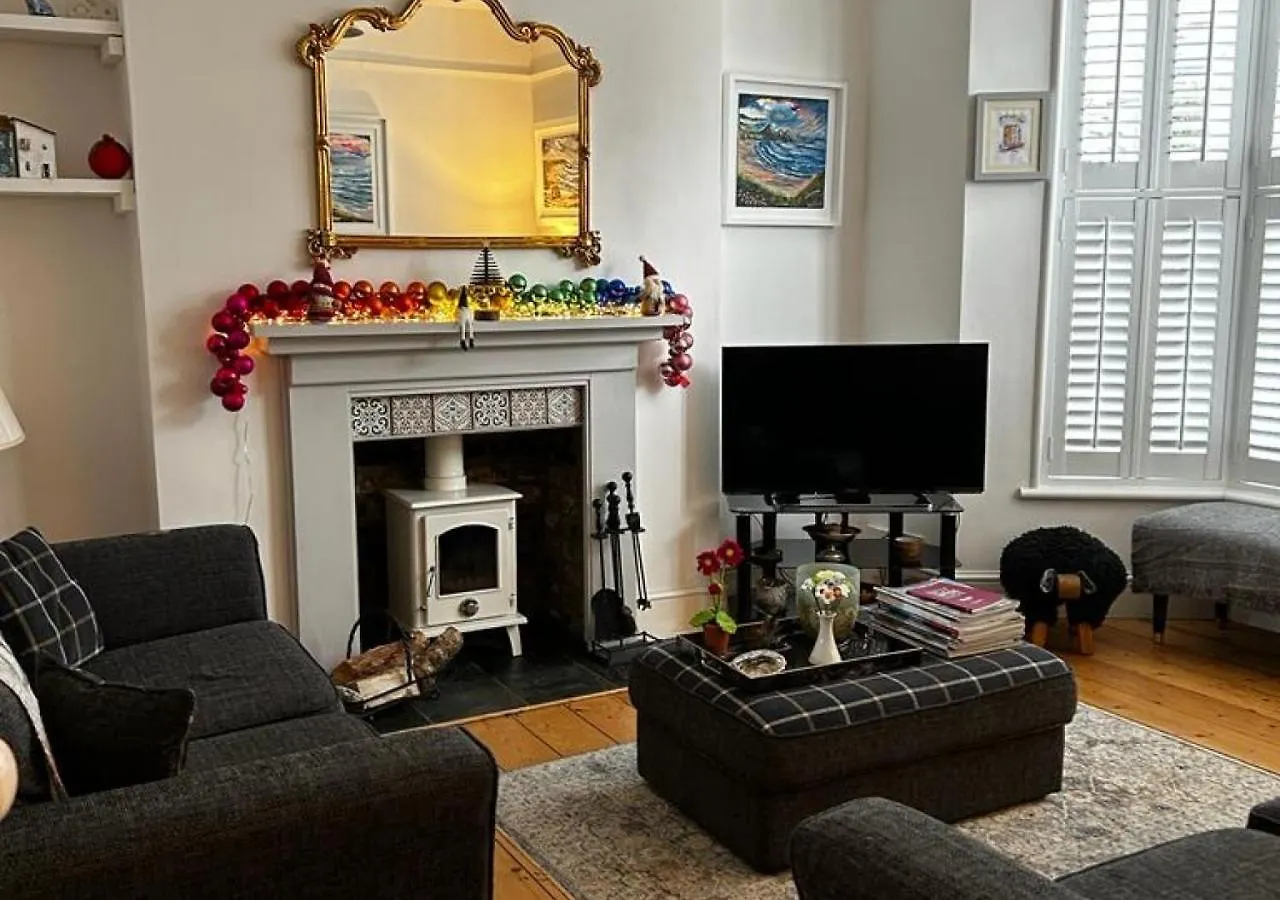 Holiday home Oakland House Villa The Mumbles United Kingdom